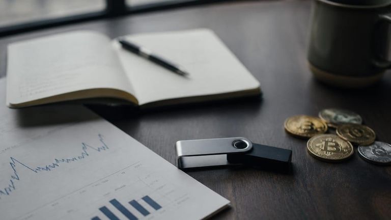 BlueWallet AI Market Strategy Report - Crypto Wallets