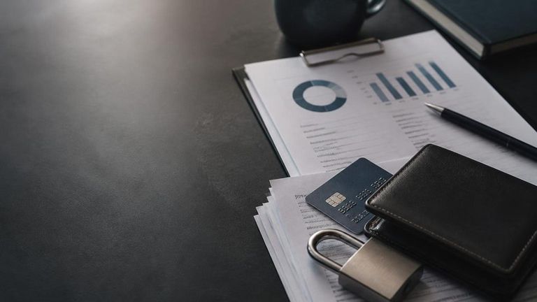 IdentityIQ AI Market Strategy Report - Identity Theft Protection