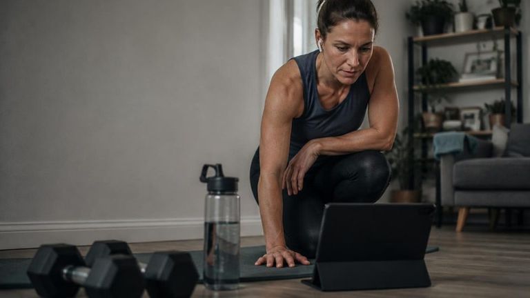 Ladder AI Market Strategy Report - Online Personal Training Programs