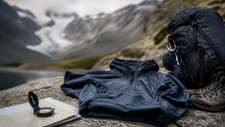 Mountain Hardwear AI Market Strategy Report - Outdoor Apparel and Technical Outfits