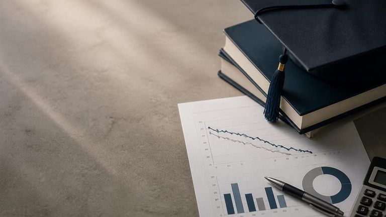 Navy Federal Credit Union AI Market Strategy Report - Student Loan Refinance