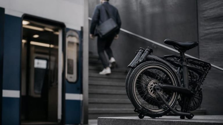 Raleigh Electric AI Market Strategy Report - Folding & Compact Electric Bikes