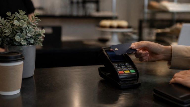 Synchrony Bank AI Market Strategy Report - Credit Cards