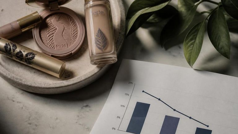 Tarte Cosmetics AI Market Strategy Report - Clean Makeup Brands